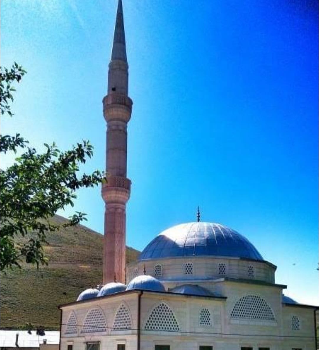 Demirözü Merkez Camii